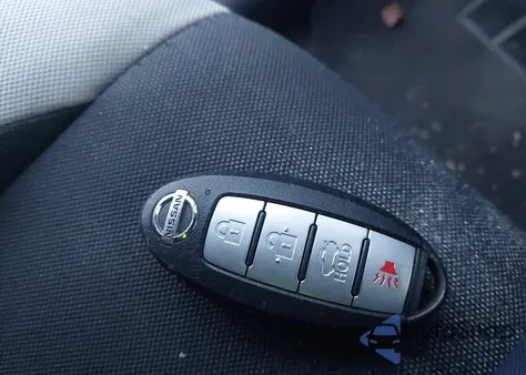 2021 Nissan Versa Sv Xtronic Cvt z USA, uszkodzony, nr VIN 3N1CN8EV3ML890829